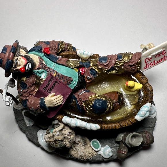 Bath Time Clown 1997 Stanton Arts Saturday Night Collection. - Picture 8 of 13